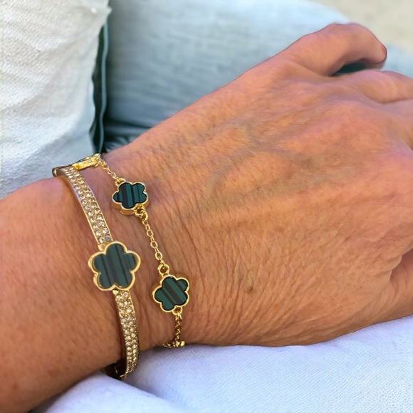 BRACELET SET. MALACHITE/GOLD FLOWERS AND MALACHITE/RHINESTONES/GOLD BRACELETS. - Picture 6 of 9